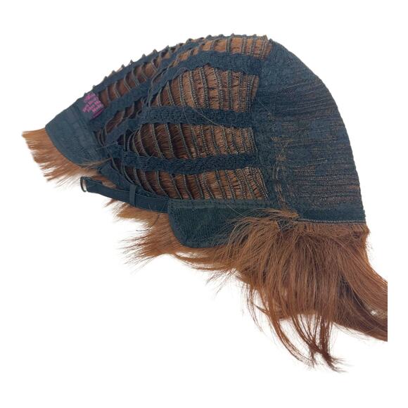 Anna Emma synthetic heat resistant short wig auburn red layered cut - Picture 6 of 9